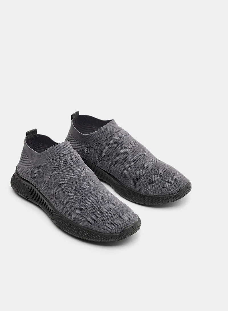 Revs Sneaker For Men