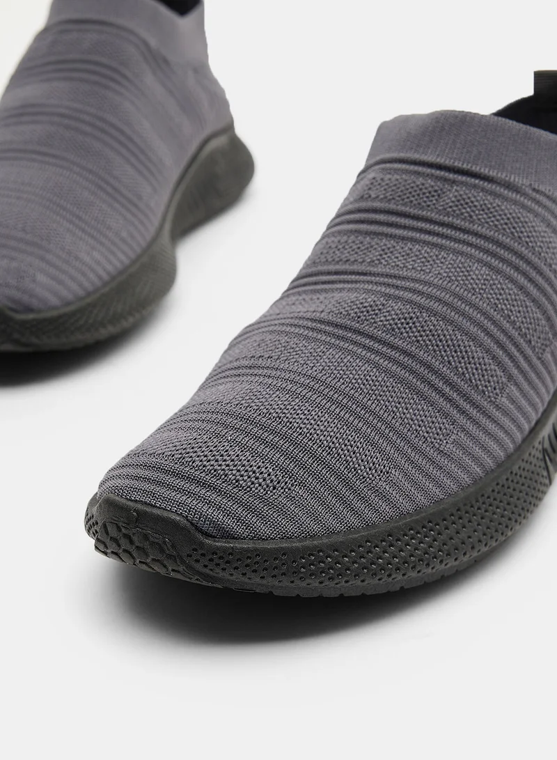 Revs Sneaker For Men