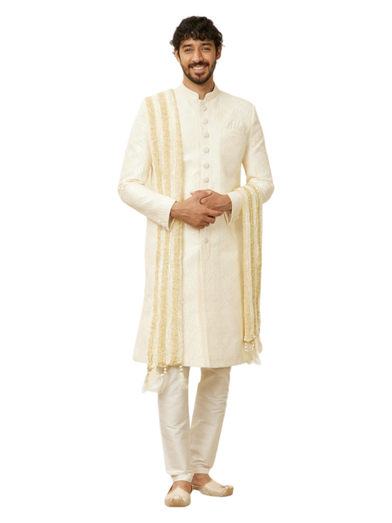 Manyavar Pearl White and Gold Traditional Dupatta - Image 5