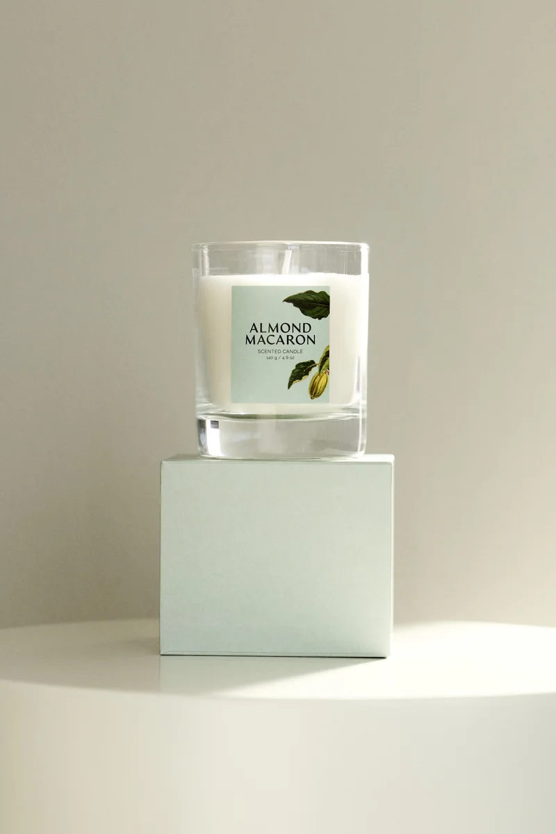 H&M Scented candle in glass holder