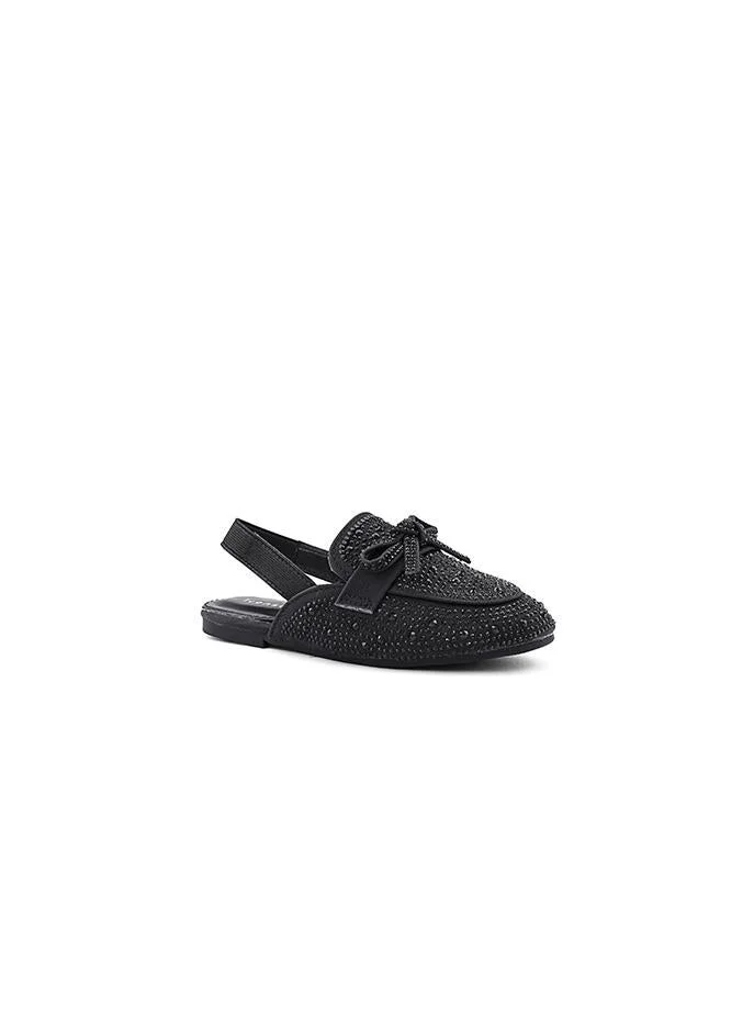 أيقون Shimmering sandals with comfortable fit for parties and events.