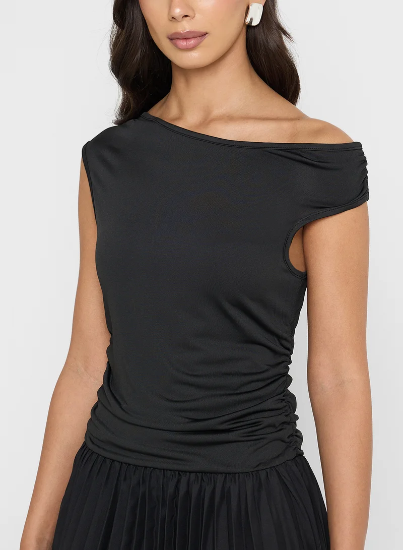 ELLA Ruched Dress With Pleats