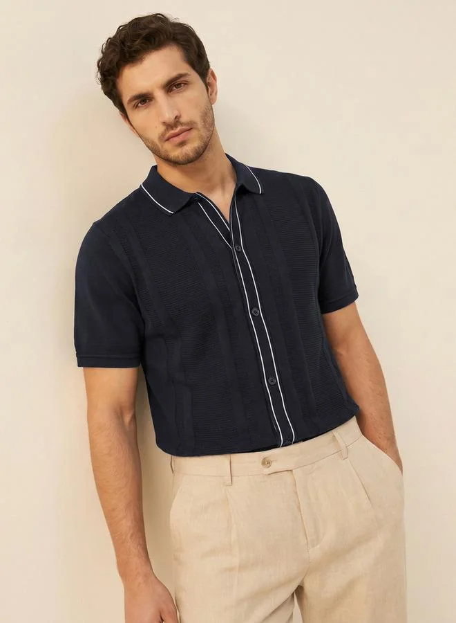 Iconic Iconic Regular Fit Collared Textured Short Sleeves Shirt