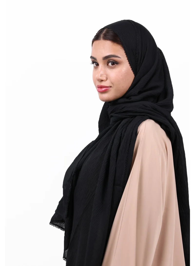 جميلة : شيلة قطن ناعمة فاخرة ثابتة ضد الانزلاق مع أطراف دانتيل ناعمة (أسود كلاسيكي)