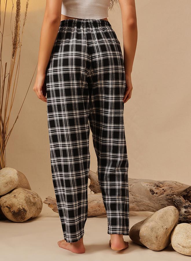 Clovia Women Plaid Checkered Pyjama Bottoms - Image 5