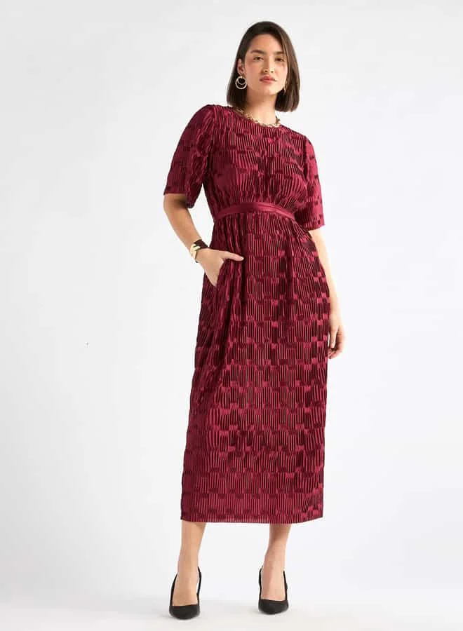 Splash FAV Textured Velvet Midi Dress