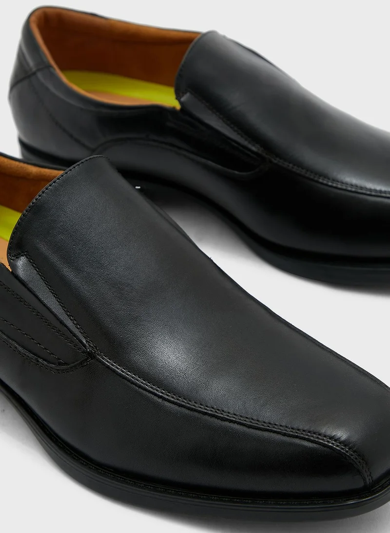 Florsheim Midtown Slip Ons Casual Shoe