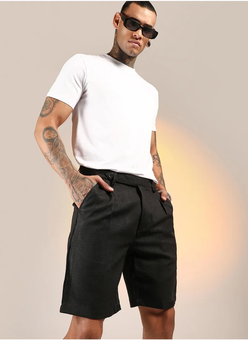 Campus Sutra Men's Onyx Black Solid Pleated Shorts