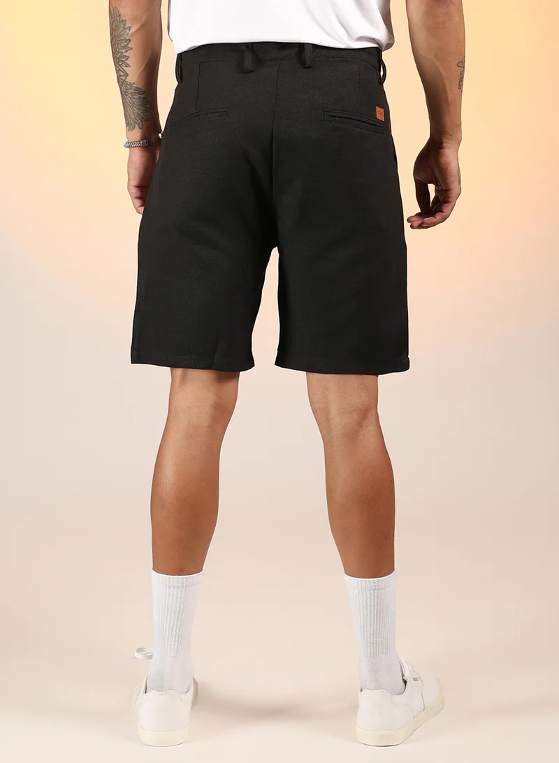 كامبوس سوترا Men's Onyx Black Solid Pleated Shorts