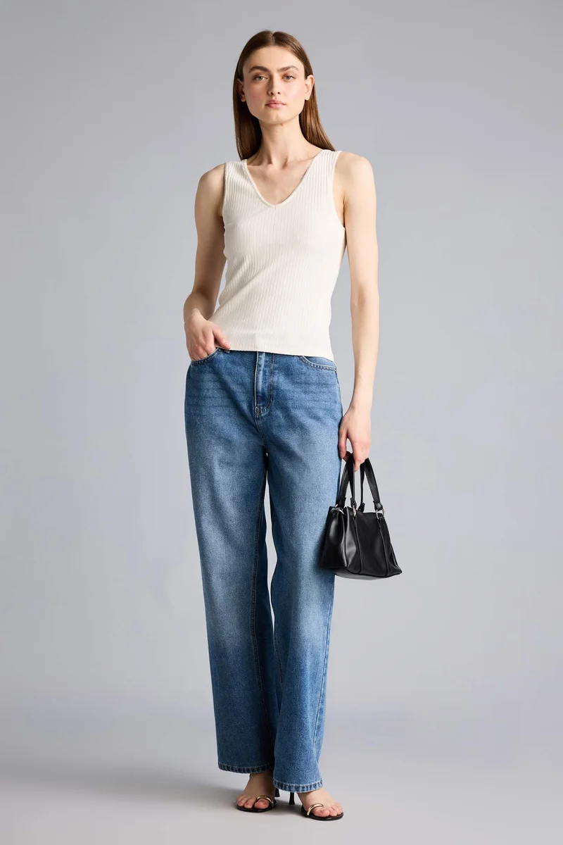 DeFacto Slim Fit Camisole V-Neck Tank Top