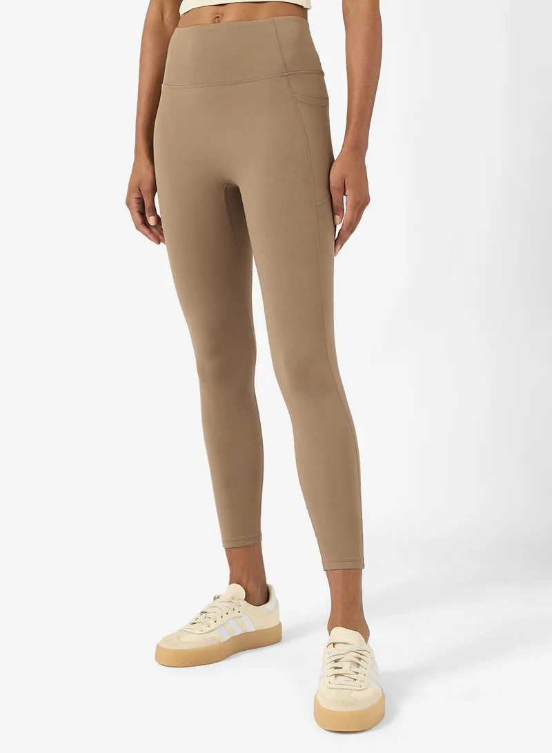 FRWD High Rise Sculpting Legging with Pockets