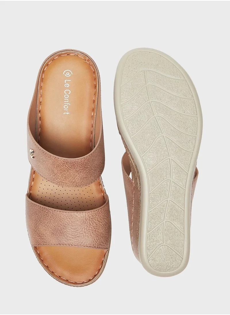 لو كونفورت Double Strap Wedge Sandals