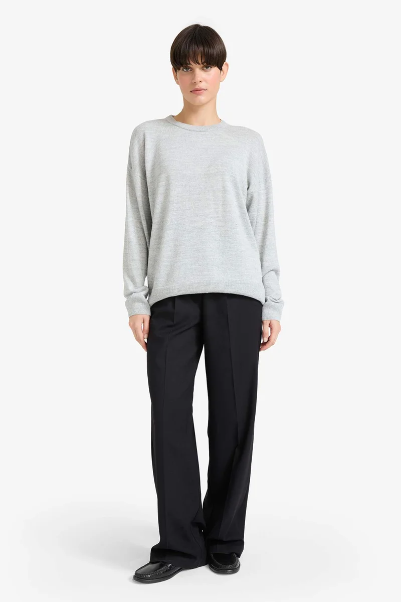 ديفاكتو Wool Blend Crew Neck Basic Knit Pullover