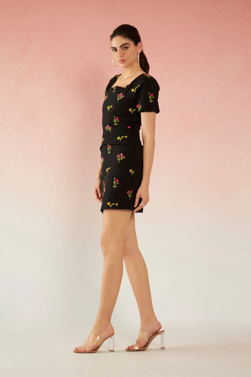 Virgio Cotton Floral Brunchwear Embroidered Dresses for Women