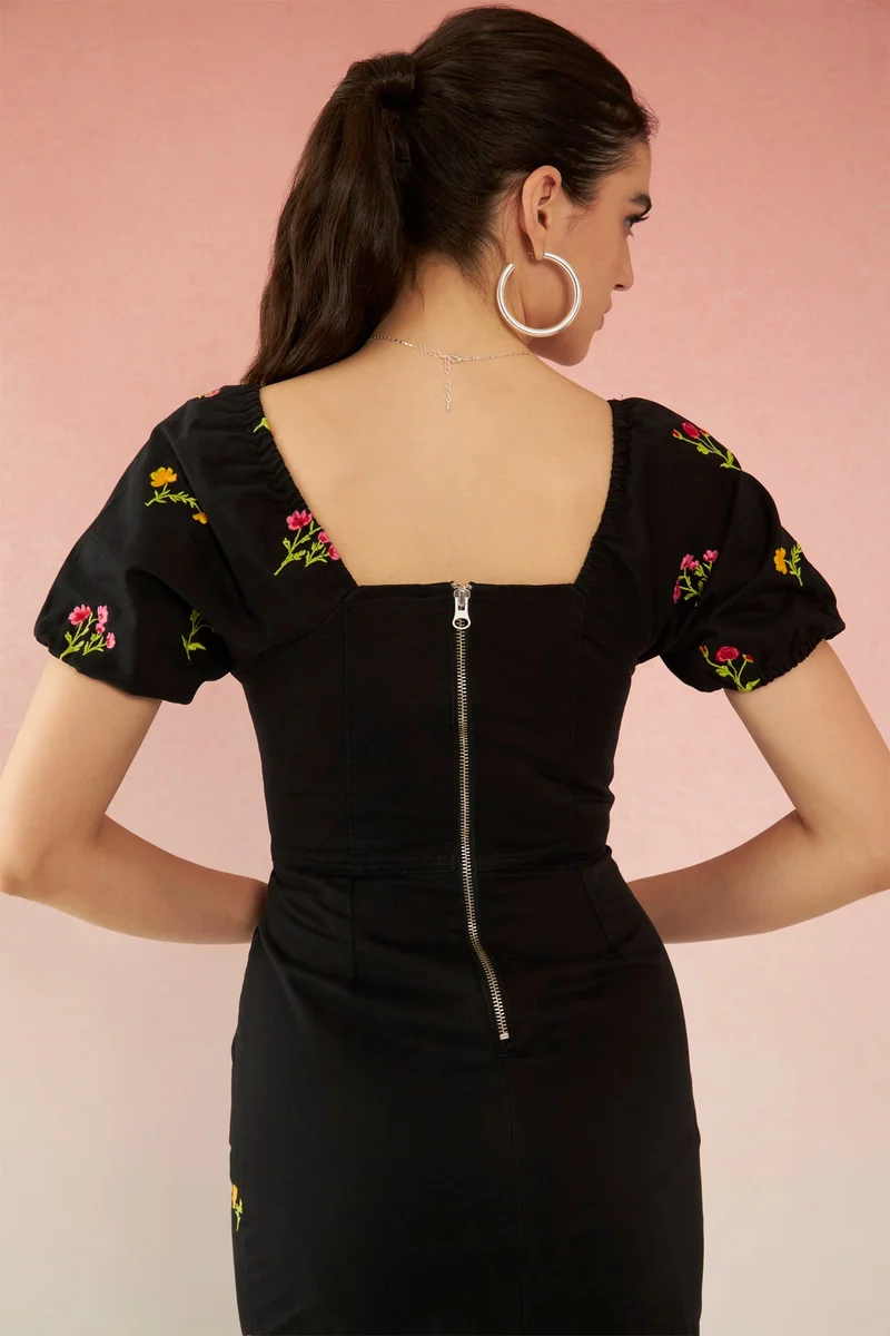 Virgio Cotton Floral Brunchwear Embroidered Dresses for Women