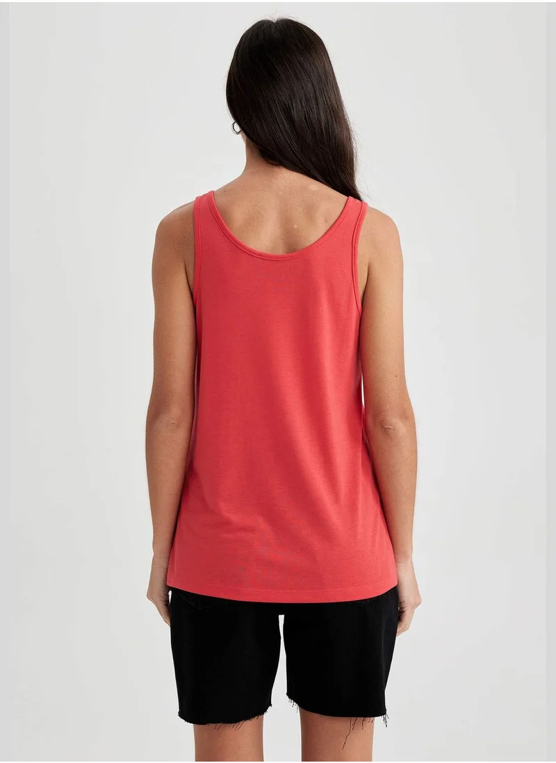 ديفاكتو Woman Crew Neck Knitted Tank Top