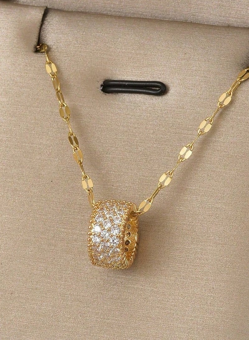 Women's necklace in gold color, made of stainless steel and adorned with sparkling rhinestones. A distinctive and eye-catching piece, making it a luxurious gift for lovers of unique jewelry. Perfect for weddings, engagements, Mother's Day, Valentine's Day, and all special occasions. - Image 2