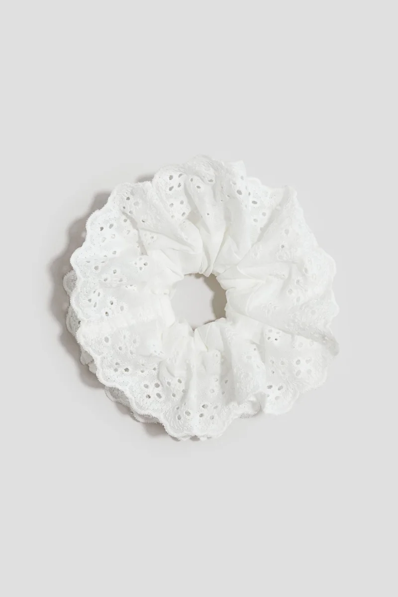 H&M Broderie anglaise scrunchie