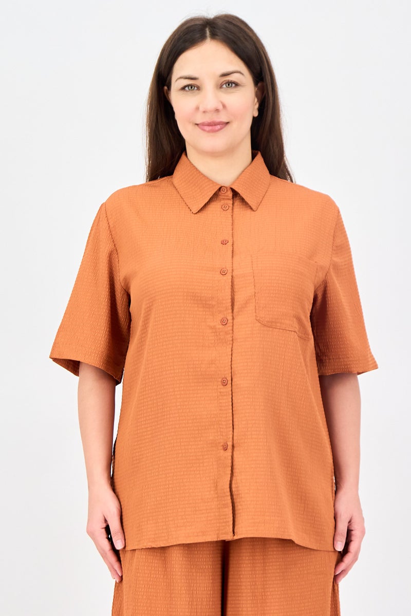 ANNE KLEIN Women 2 Pieces Pointed Collar Short Sleeve Textured Shirt And Palazzo Pants Set, Rust - Image 4