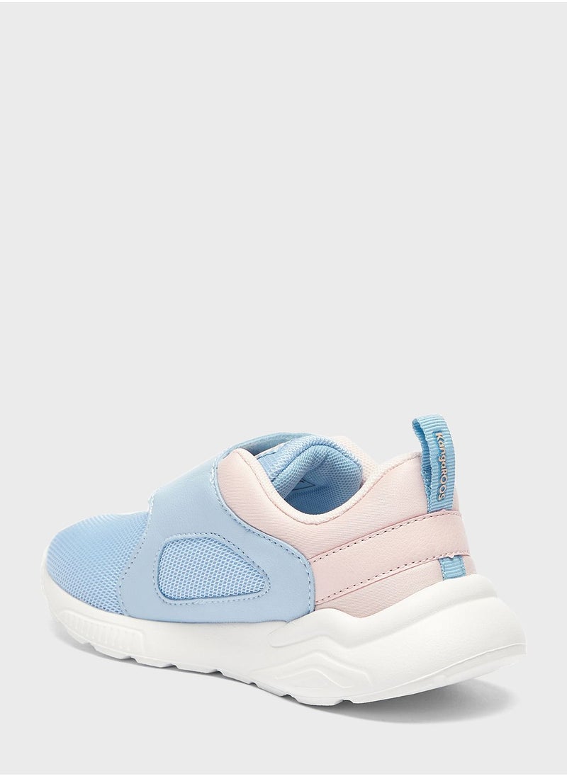kangaROOS - Kids Sports Shoes - Image 1