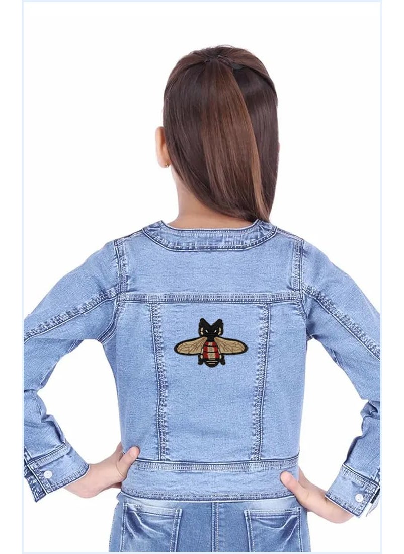 Artist Unknown - Honey Bee Flying Insect Applique Embroidered Sew-on Patch ; Size: 16cm x 13cm for Jackets, Bags, T-Shirts, Jeans, Pants, Outdoor Clothing ; Imported from Malaysia (1 Piece). (Code: M-45) - Image 1
