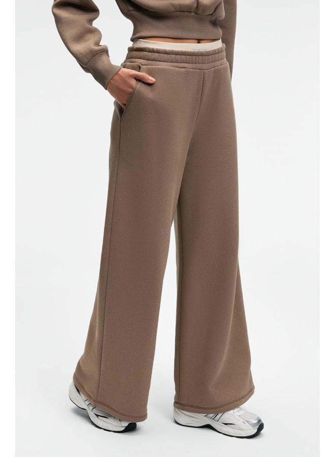 GRIMELANGE ENAVIE Women's Oversized Waist Elastic Double Pocket Mauve Sweatpants. - Image 3