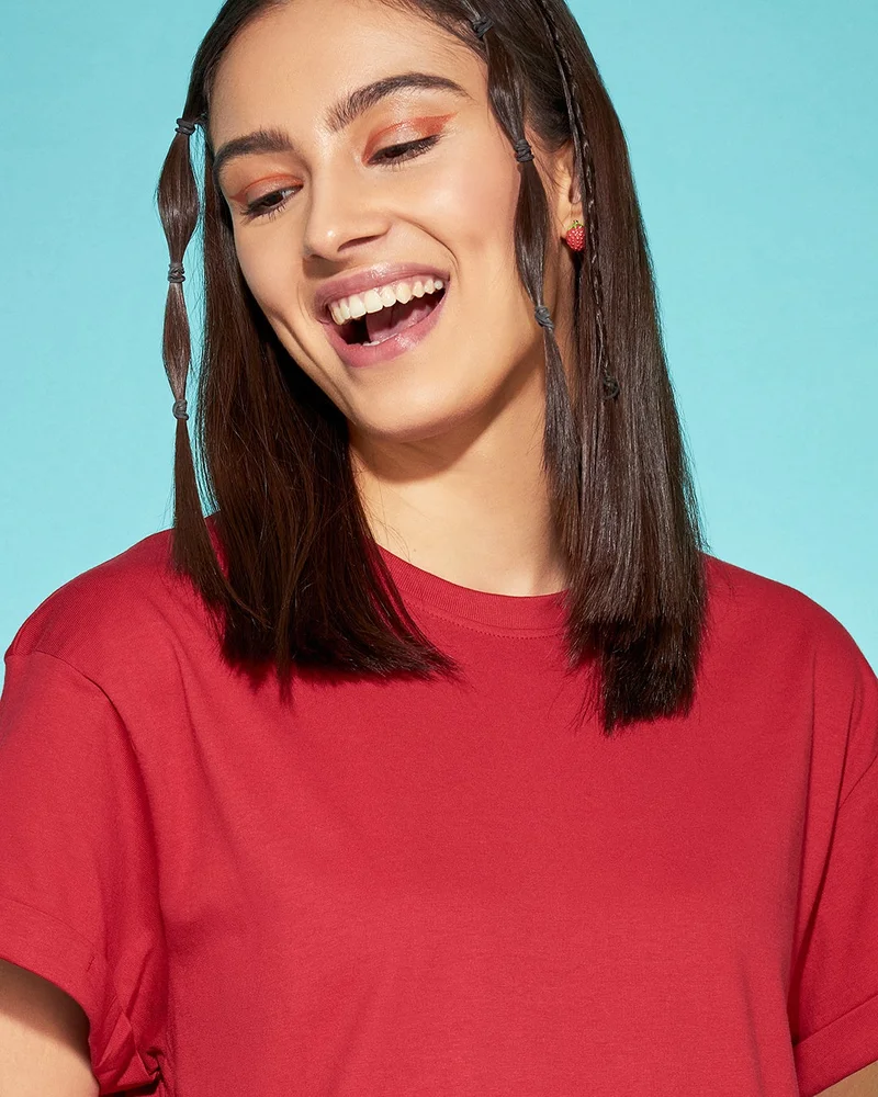 بيواكوف تيشيرت نسائي أحمر بستايل بوي فريند