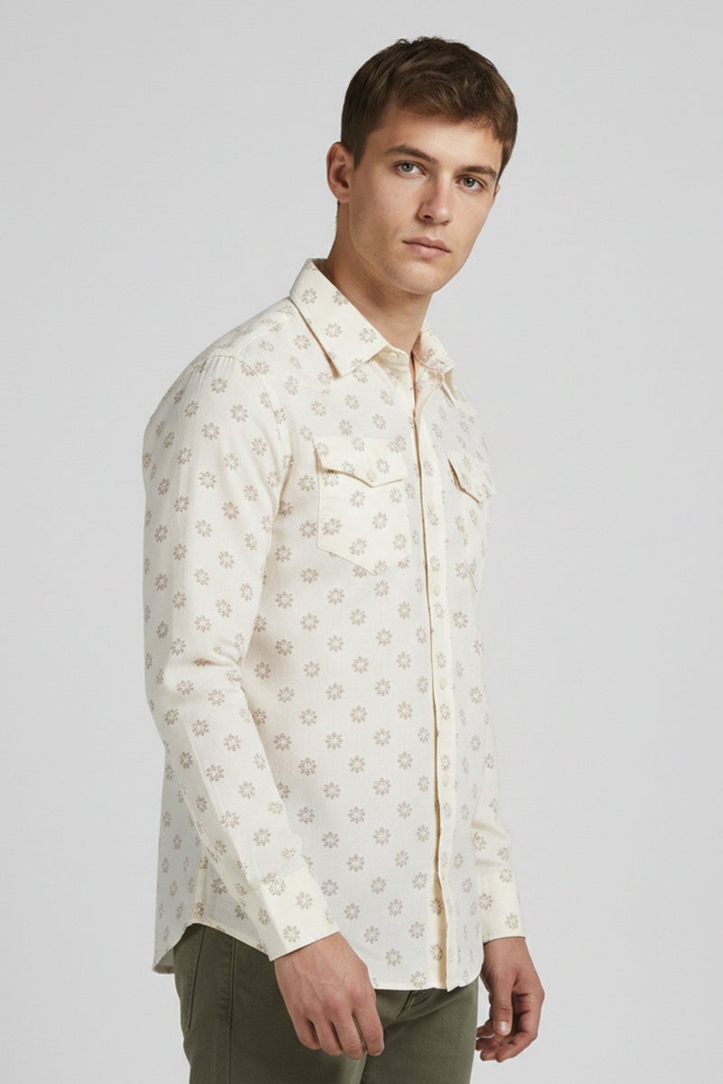 Wrangler Men Regular Fit Allover Print Long Sleeves Casual Shirt, Beige - Image 3