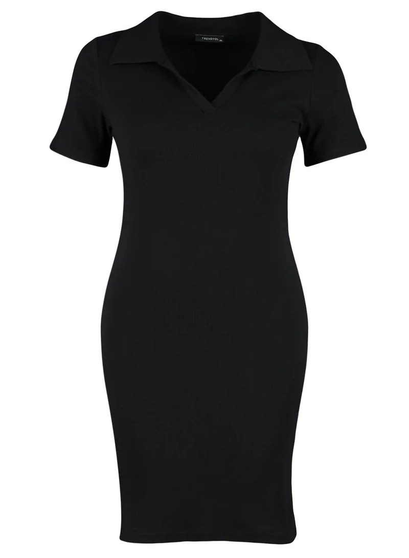 ترينديول كيرف Polo Neck Knitted Dress