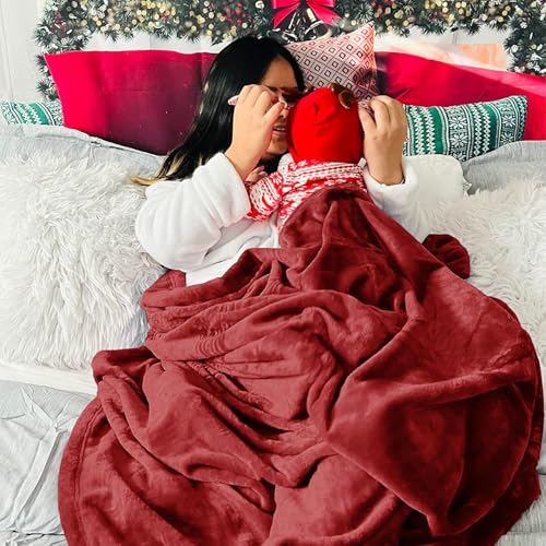 VAS COLLECTIONS Premium Plush Double Blanket | 300 GSM Lightweight Cozy Soft for Bed, Sofa, Couch, Travel & Camping| 220X230 Cm Or 86X90 Inches | Maroon - Image 2