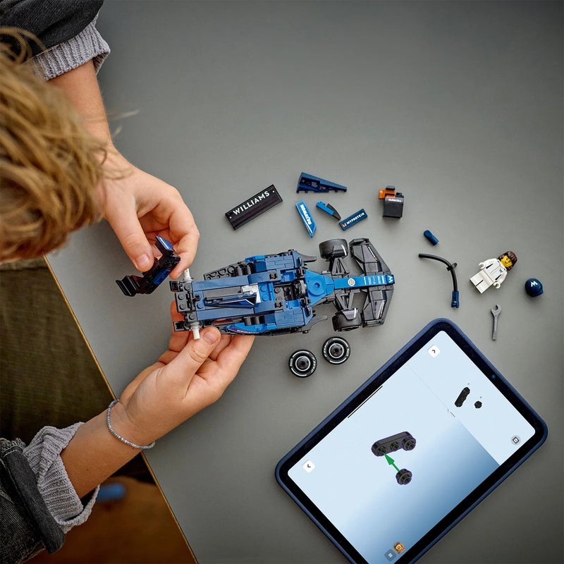 LEGO - Speed Champions Williams Racing FW46 F1 Race Car 263 Pieces - 77249 - Image 3