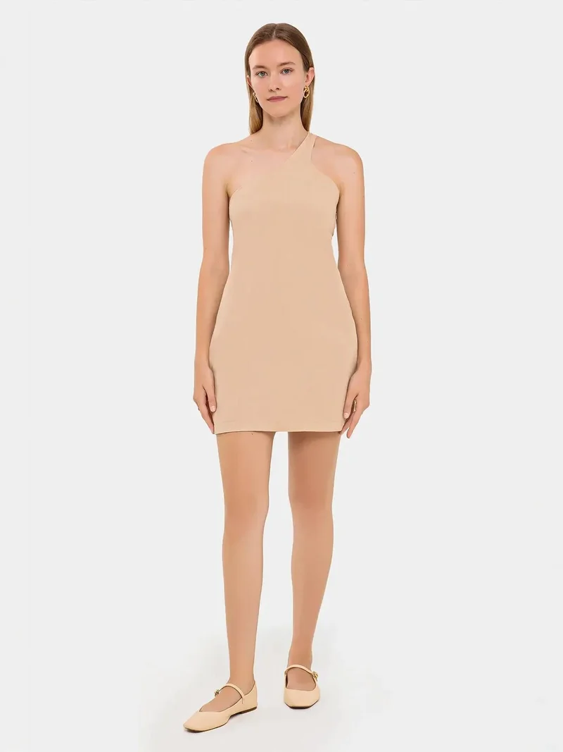 زوبعة فستان قصير ضيق بكتف واحد