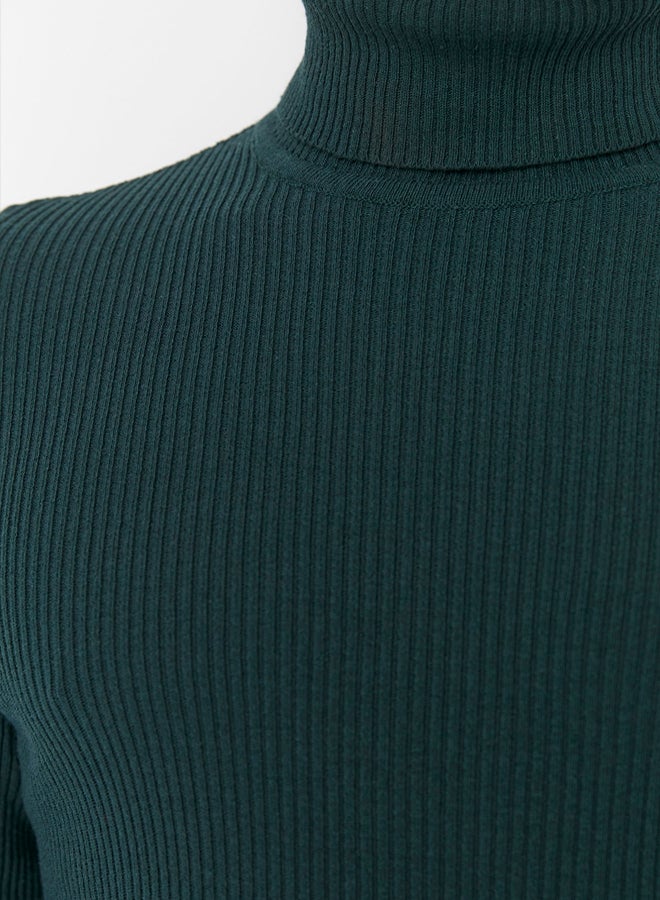 trendyol Emerald Green Slim Fit Cotton Turtleneck Ribbed Knit Sweater - Image 4