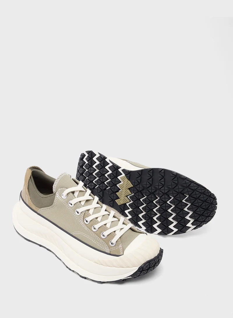 CONVERSE Chuck 70 At-Cx Ox