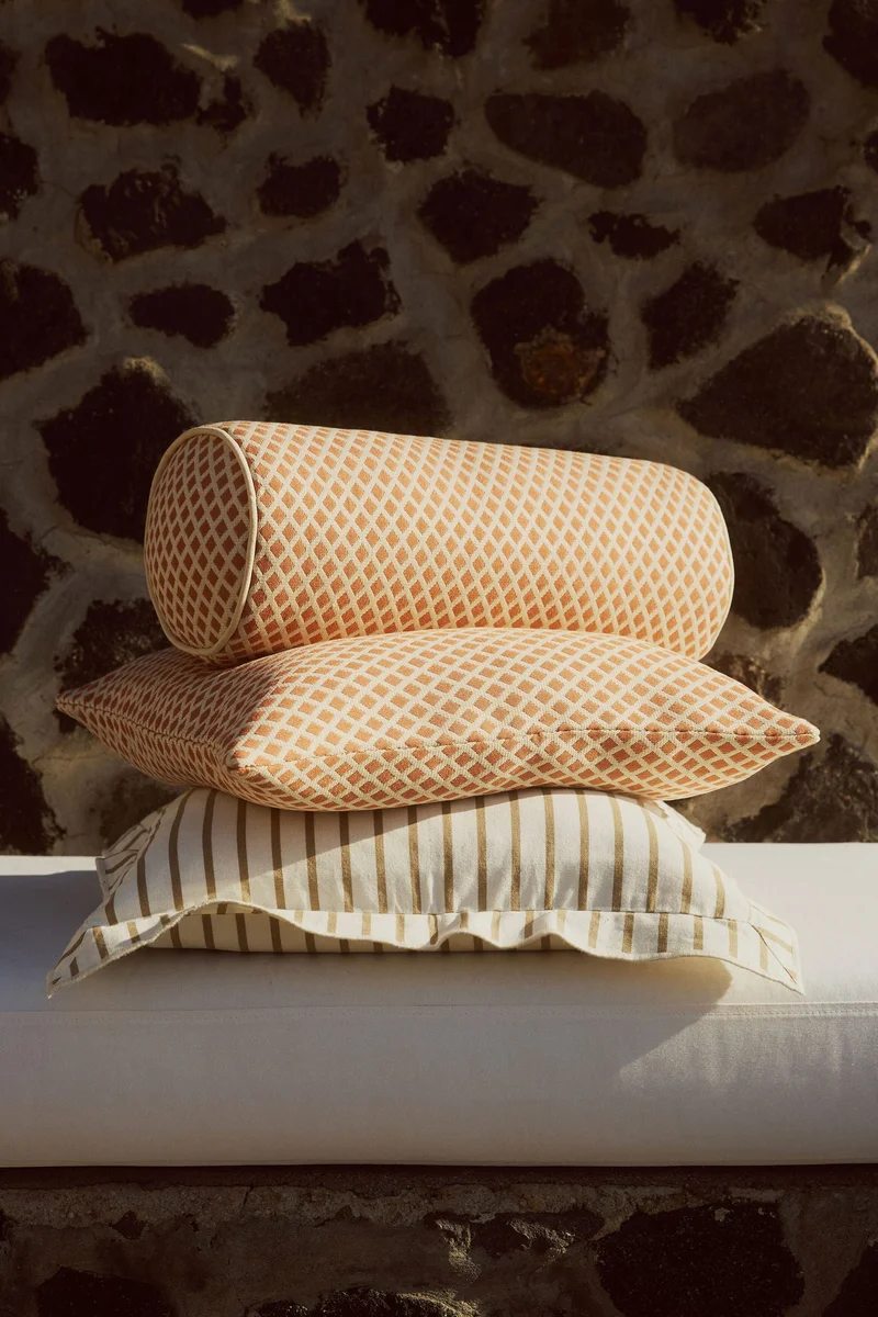 H&M Linen-blend cushion cover