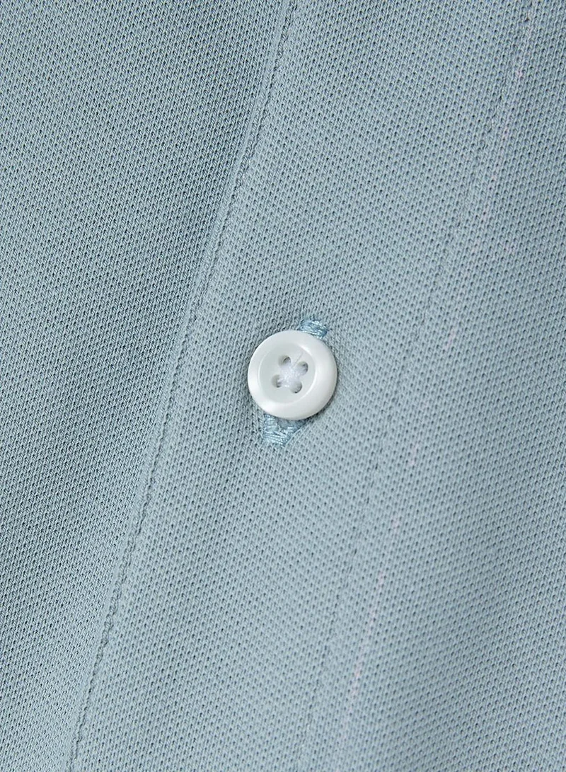 GIORDANO  Men's 3D Lion Polo: Slim Fit, Bold Embroidery, Premium Pique for Men | Best Price UAE