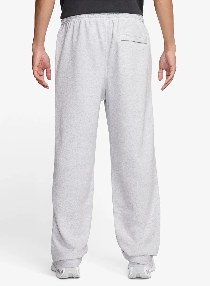 نايكي بنطلون رياضي قطني بفتحة سفلية