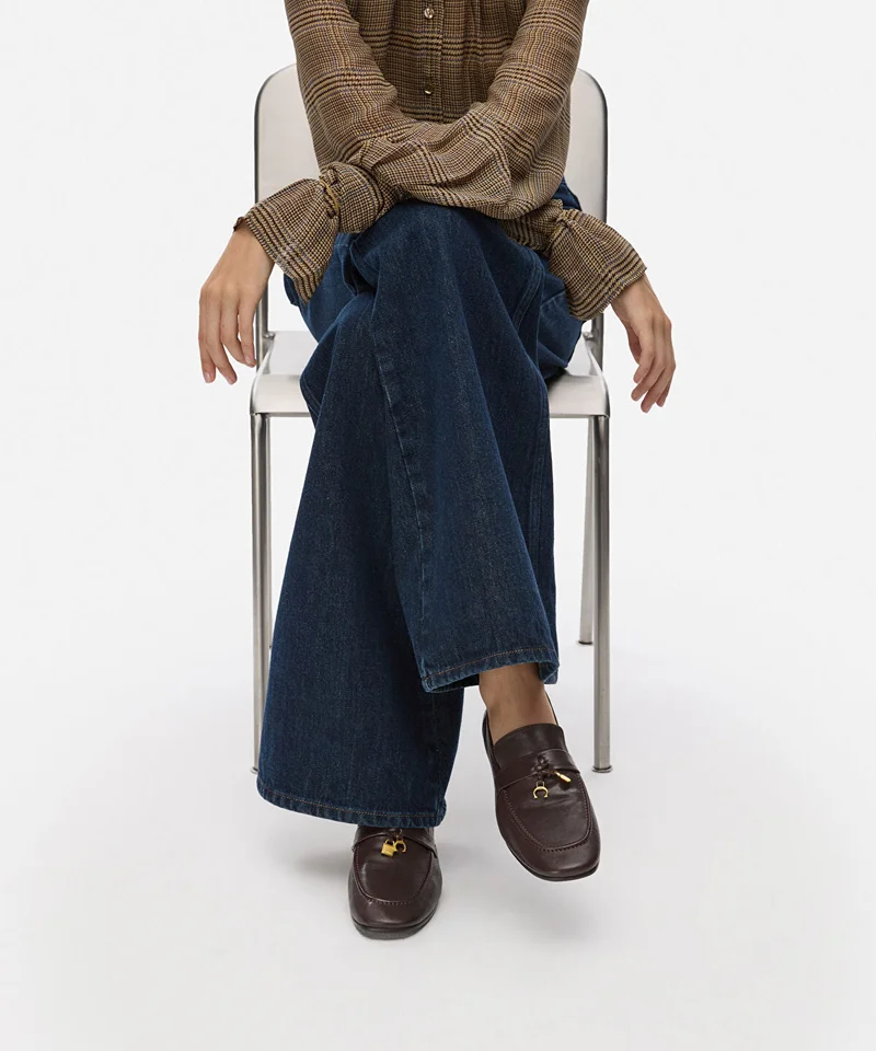 ابيكول Embellished Leather Loafers