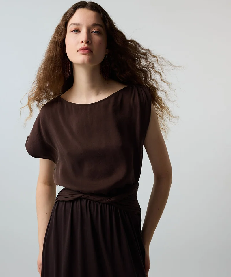 Ipekyol Asymmetric Sleeve Blouse