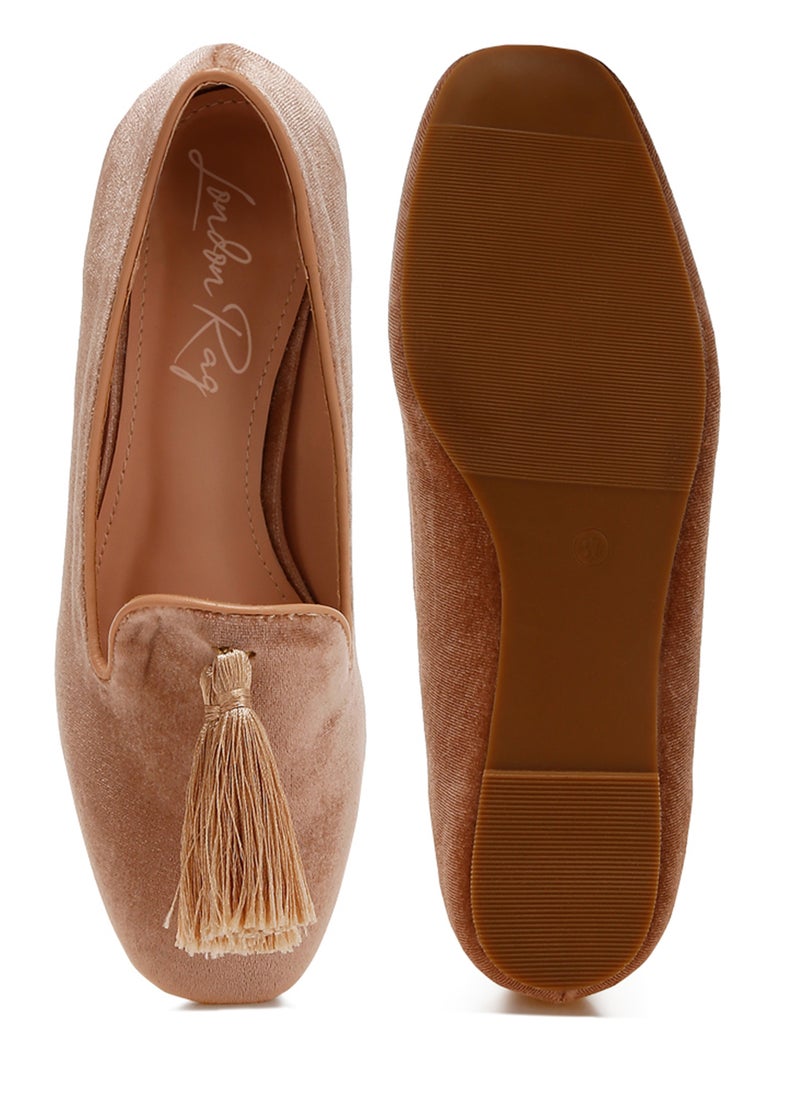 London Rag Iconic Tassel Detail Velvet Loafers in Beige Brown  - Image 4