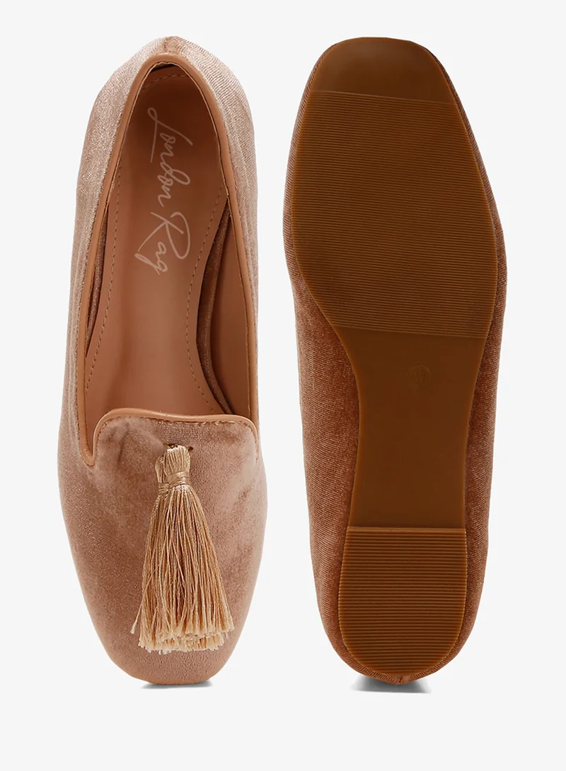 London Rag Beige Brown Iconic Tassel Detail Velvet Loafers in Beige Brown for Women | Best Price UAE