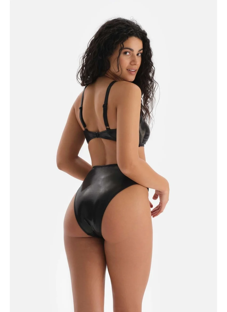 dagi Black Halter Neck Bikini Top