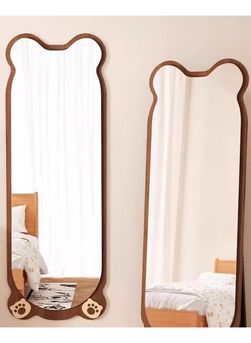 ديكور هيلز مرآة بتصميم دب بطول كامل - مرآة بإطار على شكل حيوان لطيف مع قاعدة على شكل آذان دب ومخلب، حامل قابل للطي، مثبتة على الحائط والأرضية، مناسبة لغرفة النوم، غرفة الأطفال، الحضانة، غرفة اللعب - لون الخشب الطبيعي - Image 4