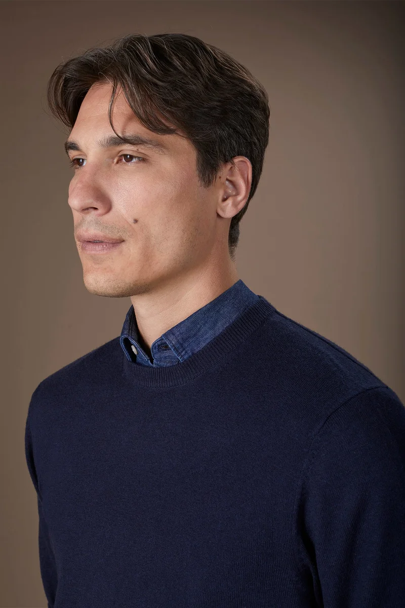 Doppelganger Blue Men's regular fit crew neck jumper in wool and cotton - DK Blue for Men | Best Price UAE