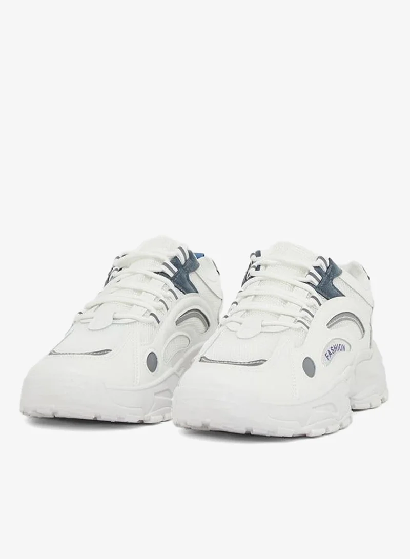 ستايلي اكتيف حذاء رياضي برباط مكتنزة