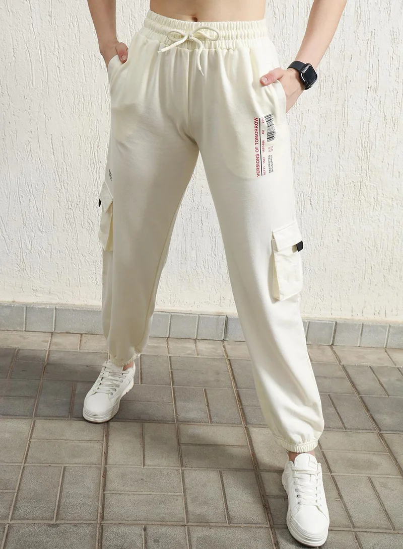 Hubberholme Women's White Cotton Blend Printed Full Length Cargo Regular Fit Trouser