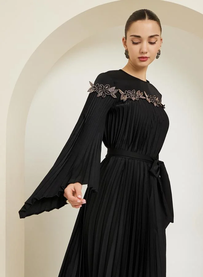 Styli Black Embellished Pleated Cape Sleeve Maxi Dress