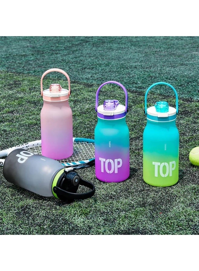 TOP Botella deportiva de agua con degradado y asa, capacidad de 1500 ml, varios colores, diseño moderno (multicolor) - Image 1