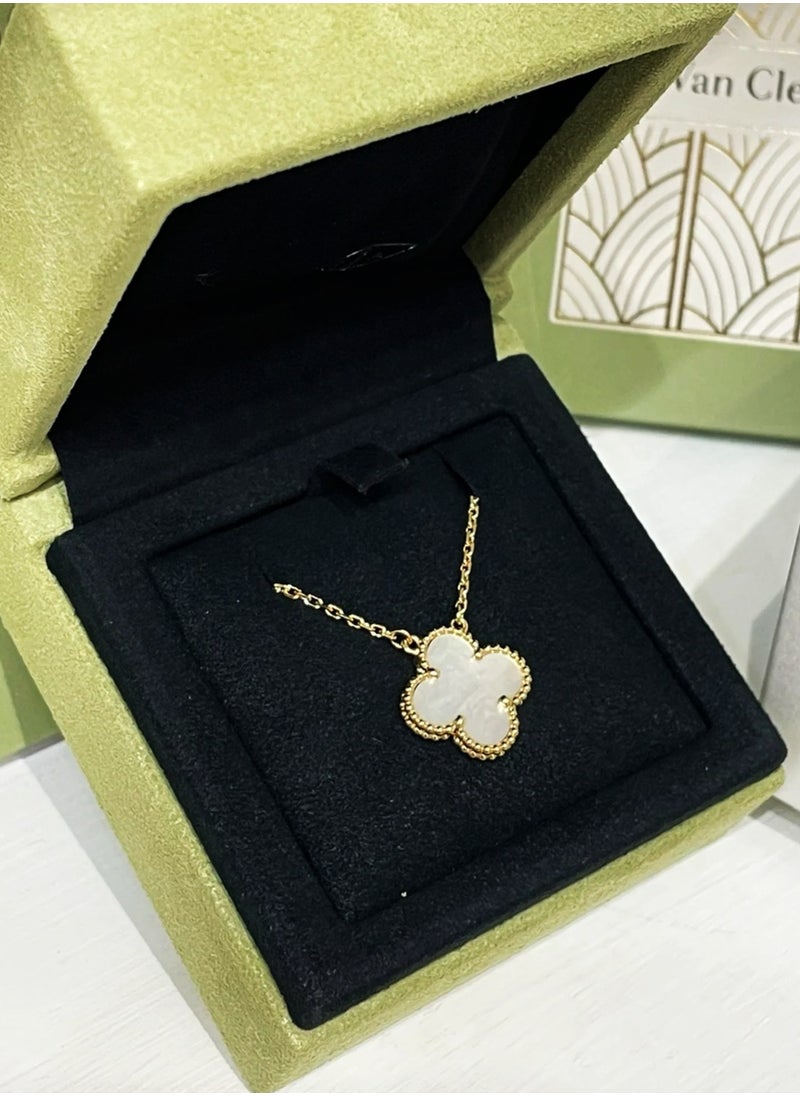 Van Women's Clover Elegance Necklace with gift box  - Image 5