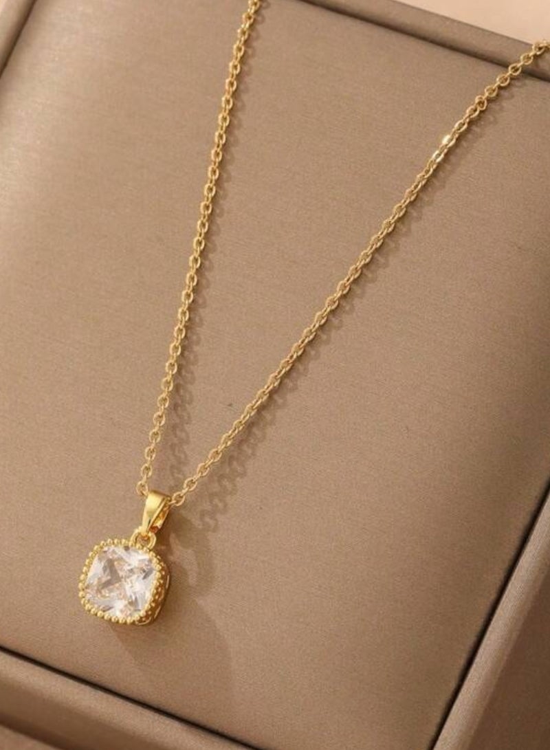 إيكوال سلسال نسائي أنيق من الاستانلس ستيل مطلي باللون الذهبي - Image 1